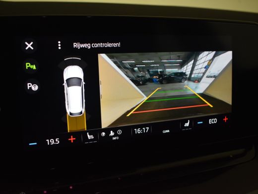 Skoda Octavia Combi 1.4 TSI iV PHEV Business Edition 204PK DSG/AUTO | Achteruitrijcamera | Parkeer assistent | ... ActivLease financial lease