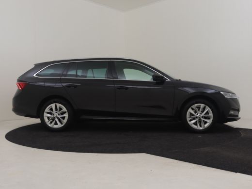 Skoda Octavia Combi 1.4 TSI iV PHEV Business Edition 204PK DSG/AUTO | Achteruitrijcamera | Parkeer assistent | ... ActivLease financial lease