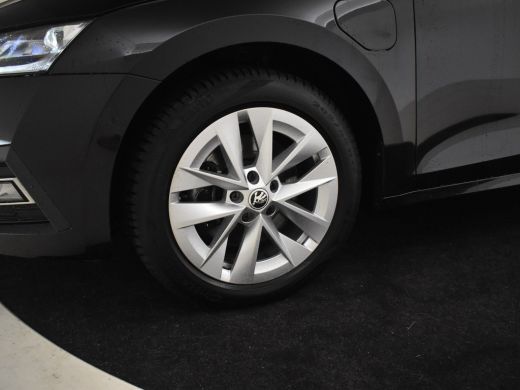 Skoda Octavia Combi 1.4 TSI iV PHEV Business Edition 204PK DSG/AUTO | Achteruitrijcamera | Parkeer assistent | ... ActivLease financial lease