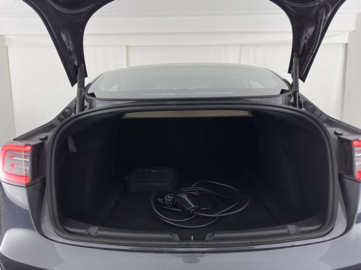 Tesla Model 3 RWD 60 kWh [3-Fase-11kW] {SoH-88%} (INCL-BTW) Aut. *PANO | AUTOPILOT | LEATHER | KEYLESS | FULL-L... ActivLease financial lease