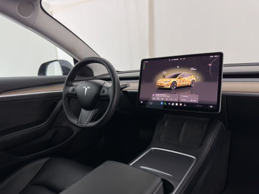Tesla Model 3 RWD 60 kWh [3-Fase-11kW] {SoH-88%} (INCL-BTW) Aut. *PANO | AUTOPILOT | LEATHER | KEYLESS | FULL-L... ActivLease financial lease