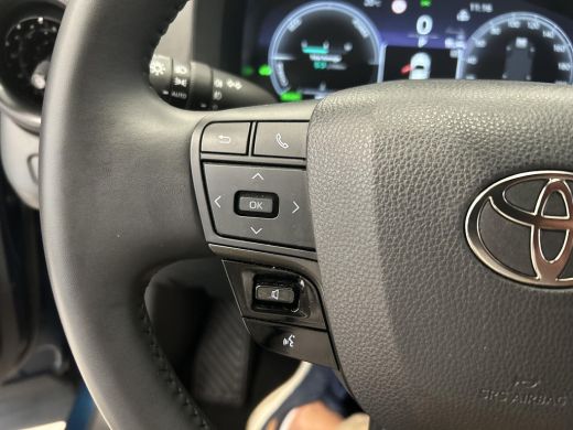 Toyota C-HR 1.8 Hybrid 140 Dynamic ActivLease financial lease