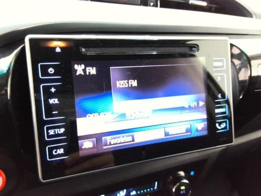 Toyota Hilux 2.4 D-4D AUTOMAAT 4WD 4x4 Double Cab ActivLease financial lease