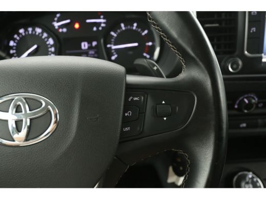 Toyota ProAce 2.0 D-4D L2H1 145PK | Automaat | Airco | Cruise | Camera | Carplay | 3 Zits | Trekhaak ActivLease financial lease