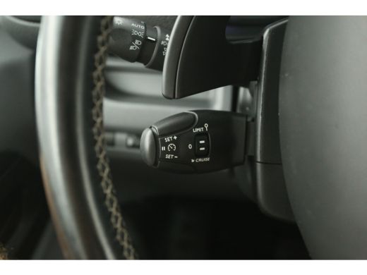 Toyota ProAce 2.0 D-4D L2H1 145PK | Automaat | Airco | Cruise | Camera | Carplay | 3 Zits | Trekhaak ActivLease financial lease