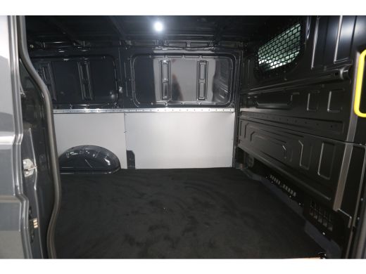 Volkswagen Crafter 2.0 TDI L3H2 140pk | Airco | Parkeersens. | Schuifdeur ActivLease financial lease