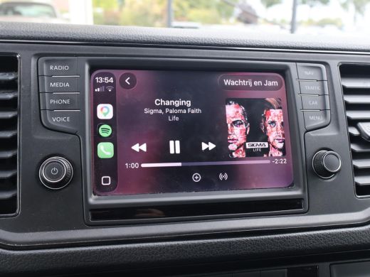Volkswagen Crafter 35 2.0 TDI 140 PK DSG L4H3 + 3000 KG TREKHAAK | CAMERA | CARPLAY | NAVIGATIE ActivLease financial lease