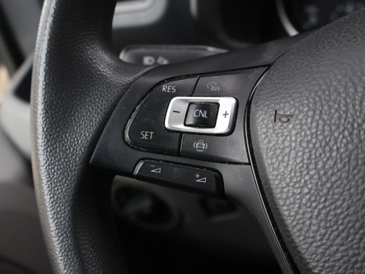 Volkswagen Crafter 35 2.0 TDI 140 PK DSG L4H3 + 3000 KG TREKHAAK | CAMERA | CARPLAY | NAVIGATIE ActivLease financial lease