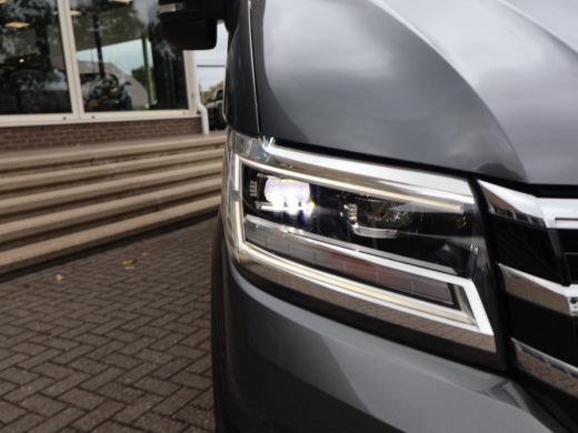 Volkswagen Crafter 35 2.0 TDI 177 PK 4MOTION 4X4 DSG L3H3 + 3000 KG TH | LED | MASSAGE | STANDKACHEL ActivLease financial lease