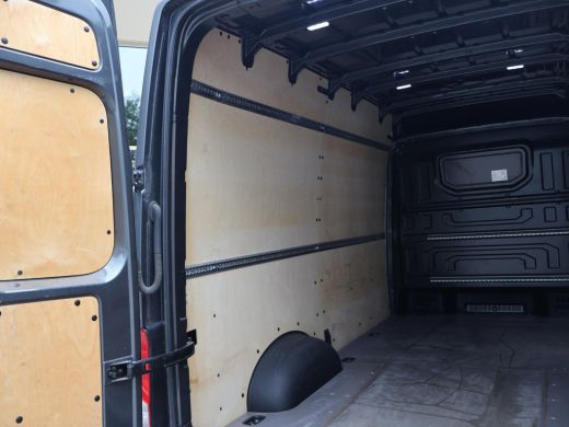 Volkswagen Crafter 35 2.0 TDI 177 PK 4MOTION 4X4 DSG L3H3 + 3000 KG TH | LED | MASSAGE | STANDKACHEL ActivLease financial lease