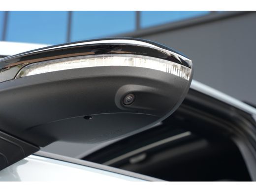 Volkswagen Golf 1.5 eHybrid 272pk GTE | 360 Camera | Adaptive Cruise | Stuur & Stoelverwarming | Head-Up | Panora... ActivLease financial lease