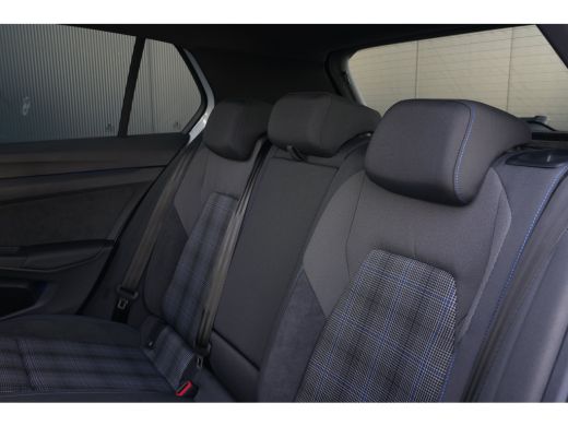 Volkswagen Golf 1.5 eHybrid 272pk GTE | 360 Camera | Adaptive Cruise | Stuur & Stoelverwarming | Head-Up | Panora... ActivLease financial lease