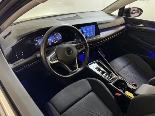Volkswagen Golf 204PK eHybrid PHEV DSG STYLE CAMERA/CARPLAY/SFEERVERL. ActivLease financial lease