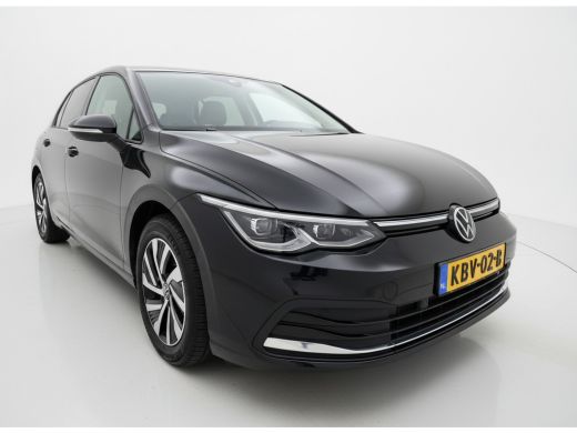 Volkswagen Golf 204PK eHybrid PHEV DSG STYLE CAMERA/CARPLAY/SFEERVERL. ActivLease financial lease