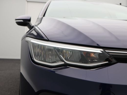 Volkswagen Golf Variant 1.0 TSi 110 Pk Life | Adaptive Cruise | Climatronic | Navigatie | CarPlay | 16 Inch | 73... ActivLease financial lease