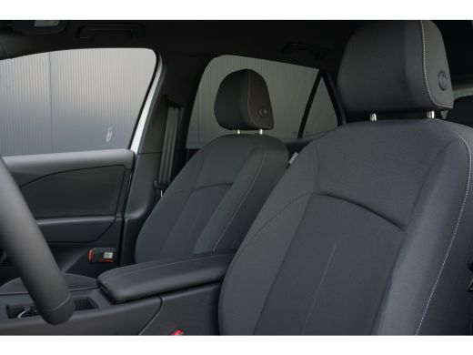 Volkswagen ID.3 Neo Life 50 kWh 170pk Stuurverwarming | Stoelverwarming | Achteruitrijcamera | Navigatie | Steunhaak ActivLease financial lease