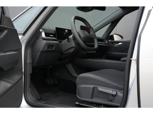 Volkswagen ID.3 Neo Life 50 kWh 170pk Stuurverwarming | Stoelverwarming | Achteruitrijcamera | Navigatie | Steunhaak ActivLease financial lease