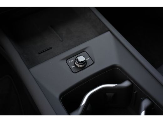Volkswagen ID.3 Neo Life 50 kWh 170pk Stuurverwarming | Stoelverwarming | Achteruitrijcamera | Navigatie | Steunhaak ActivLease financial lease