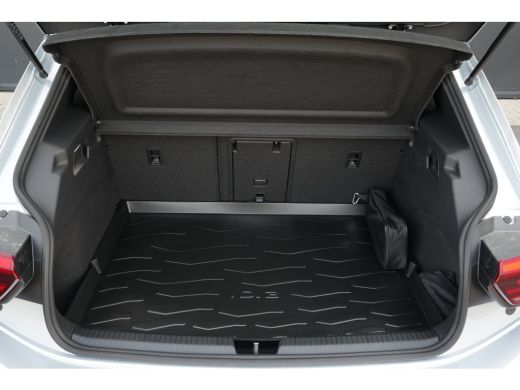 Volkswagen ID.3 Neo Life 50 kWh 170pk Stuurverwarming | Stoelverwarming | Achteruitrijcamera | Navigatie | Steunhaak ActivLease financial lease