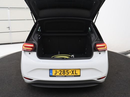 Volkswagen ID.3 | SOH 92,5% | Stuur/stoel verwarming | Cruise control | Carplay | Navigatie | Sfeerverlichting | ... ActivLease financial lease