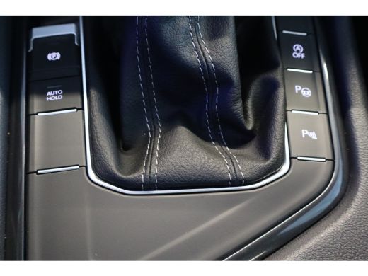 Volkswagen Tiguan Allspace 1.5 TSI R-Line Business 7p. 150PK TREKHAAK | Apple Carplay/Android Auto|telefoonintegratie premiu... ActivLease financial lease