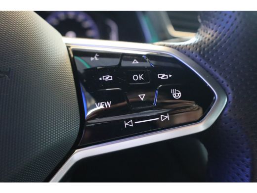 Volkswagen Tiguan Allspace 1.5 TSI R-Line Business 7p. 150PK TREKHAAK | Apple Carplay/Android Auto|telefoonintegratie premiu... ActivLease financial lease