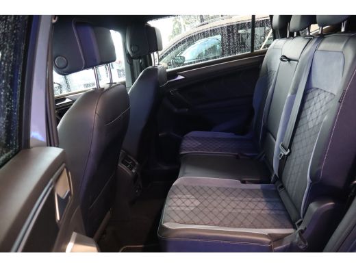 Volkswagen Tiguan Allspace 1.5 TSI R-Line Business 7p. 150PK TREKHAAK | Apple Carplay/Android Auto|telefoonintegratie premiu... ActivLease financial lease