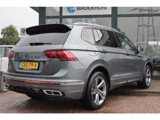 Volkswagen Tiguan Allspace 1.5 TSI R-Line Business 7p. 150PK TREKHAAK | Apple Carplay/Android Auto|telefoonintegratie premiu... ActivLease financial lease