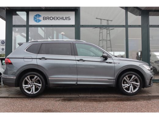 Volkswagen Tiguan Allspace 1.5 TSI R-Line Business 7p. 150PK TREKHAAK | Apple Carplay/Android Auto|telefoonintegratie premiu... ActivLease financial lease