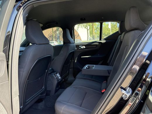Volvo  XC40 Plus Recharge Pure Electric 2WD SOH: 92% | WARMTEPEOMP | STOEL / STUUR VERWARMING | ELEK. ACHTERK... ActivLease financial lease