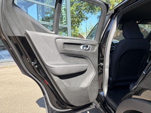 Volvo  XC40 Plus Recharge Pure Electric 2WD SOH: 92% | WARMTEPEOMP | STOEL / STUUR VERWARMING | ELEK. ACHTERK... ActivLease financial lease