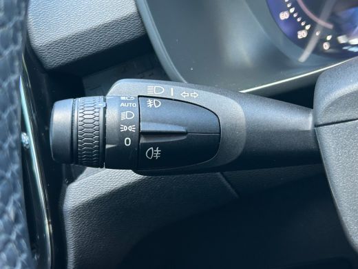 Volvo  XC40 Single Motor Core 69 kWh RWD | Warmtepomp | RWD! | Stoel & stuurverwarming | Trekhaak | Crystal W... ActivLease financial lease