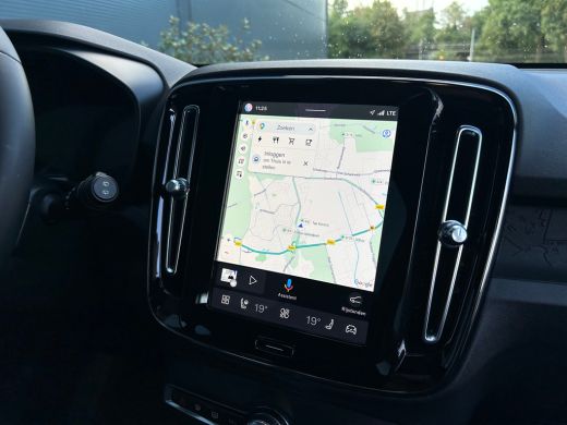 Volvo  XC40 Single Motor Core 69 kWh RWD | Warmtepomp | RWD! | Stoel & stuurverwarming | Trekhaak | Crystal W... ActivLease financial lease