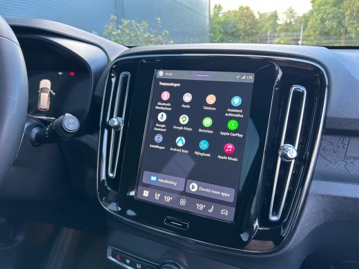 Volvo  XC40 Single Motor Core 69 kWh RWD | Warmtepomp | RWD! | Stoel & stuurverwarming | Trekhaak | Crystal W... ActivLease financial lease