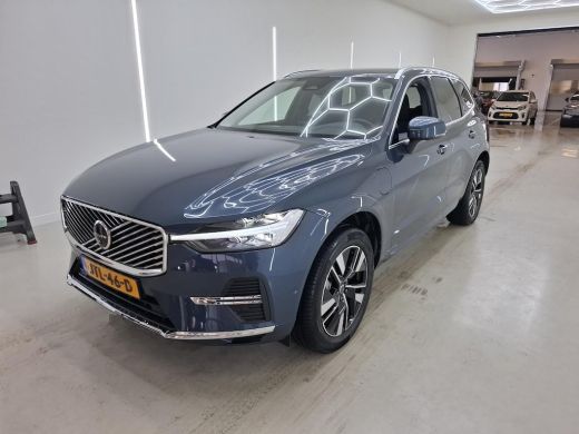 Volvo  XC60 T6 350PK Plus Bright | 360 | Trekhaak | Getint Glas | Gelam Glas ActivLease financial lease
