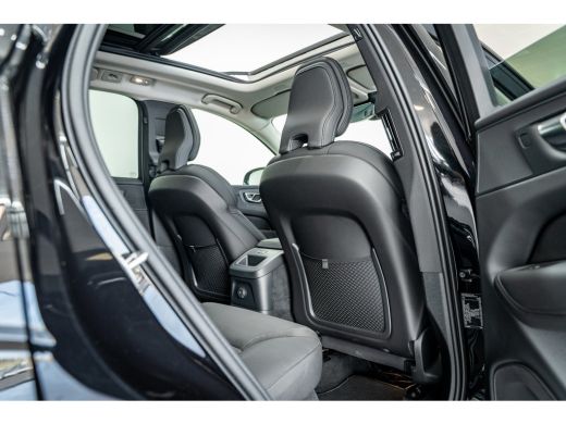 Volvo  XC60 T6 350PK Ultra Dark | Luchtvering | Trekhaak | 360 | Getint Glas | Panoramadak ActivLease financial lease