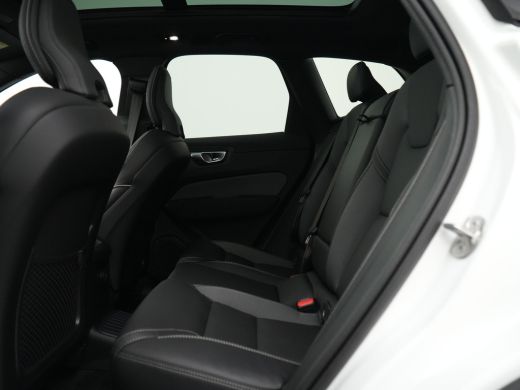 Volvo  XC60 T6 Recharge AWD Plus Black Edition | Luchtvering | Premium Pack | Head-Up | Panoramadak | 360&deg; Ca... ActivLease financial lease