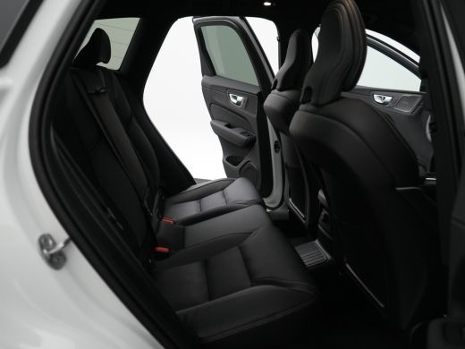 Volvo  XC60 T6 Recharge AWD Plus Black Edition | Luchtvering | Premium Pack | Head-Up | Panoramadak | 360&deg; Ca... ActivLease financial lease