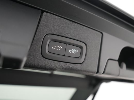 Volvo  XC60 T6 Recharge AWD Plus Black Edition | Luchtvering | Premium Pack | Head-Up | Panoramadak | 360&deg; Ca... ActivLease financial lease