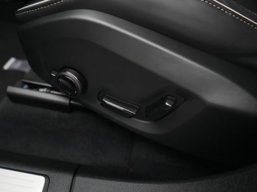 Volvo  XC60 T6 Recharge AWD Plus Black Edition | Luchtvering | Premium Pack | Head-Up | Panoramadak | 360&deg; Ca... ActivLease financial lease