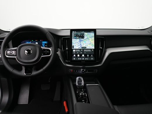 Volvo  XC60 T6 Recharge AWD Plus Black Edition | Luchtvering | Premium Pack | Head-Up | Panoramadak | 360&deg; Ca... ActivLease financial lease