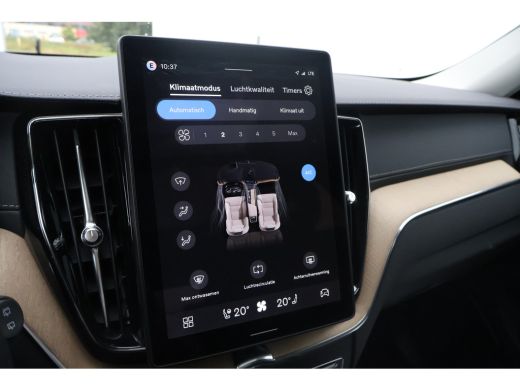 Volvo  XC60 T6 Ultra Dark | Luchtvering | Trekhaak | Pano | HUD| ActivLease financial lease