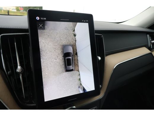 Volvo  XC60 T6 Ultra Dark | Luchtvering | Trekhaak | Pano | HUD| ActivLease financial lease