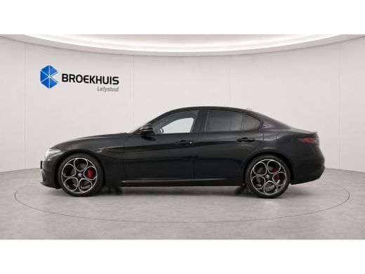 Alfa Romeo Giulia 2.0 TURBO 280PK AWD SPRINT NAVI / LEDER / FULL-LED / KEYLESS / 19" LMV / CAMERA / ADAPT. CRUISE /... ActivLease financial lease