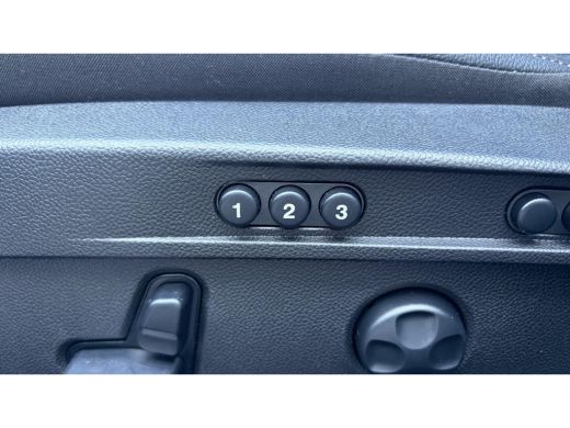 Alfa Romeo Giulia 2.0 TURBO 280PK AWD SPRINT NAVI / LEDER / FULL-LED / KEYLESS / 19" LMV / CAMERA / ADAPT. CRUISE /... ActivLease financial lease