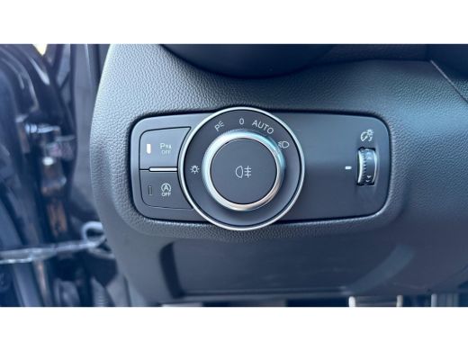 Alfa Romeo Giulia 2.0 TURBO 280PK AWD SPRINT NAVI / LEDER / FULL-LED / KEYLESS / 19" LMV / CAMERA / ADAPT. CRUISE /... ActivLease financial lease