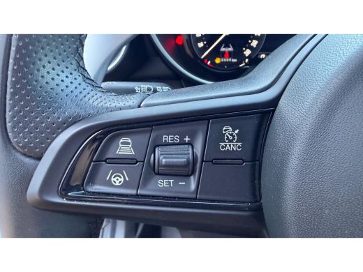 Alfa Romeo Giulia 2.0 TURBO 280PK AWD SPRINT NAVI / LEDER / FULL-LED / KEYLESS / 19" LMV / CAMERA / ADAPT. CRUISE /... ActivLease financial lease