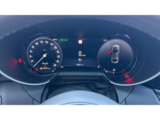 Alfa Romeo Giulia 2.0 TURBO 280PK AWD SPRINT NAVI / LEDER / FULL-LED / KEYLESS / 19" LMV / CAMERA / ADAPT. CRUISE /... ActivLease financial lease