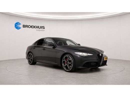 Alfa Romeo Giulia 2.0 TURBO 280PK AWD SPRINT NAVI / LEDER / FULL-LED / KEYLESS / 19" LMV / CAMERA / ADAPT. CRUISE /... ActivLease financial lease