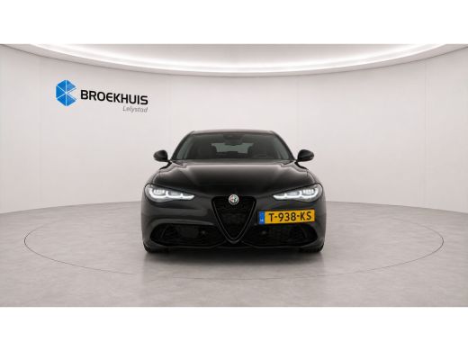 Alfa Romeo Giulia 2.0 TURBO 280PK AWD SPRINT NAVI / LEDER / FULL-LED / KEYLESS / 19" LMV / CAMERA / ADAPT. CRUISE /... ActivLease financial lease